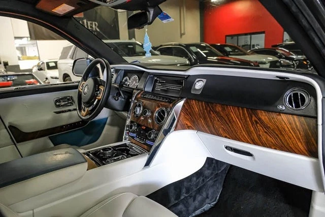 2019 Rolls-Royce Cullinan - Image 13 of 17