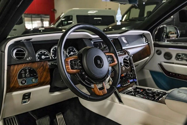 2019 Rolls-Royce Cullinan - Image 4 of 17