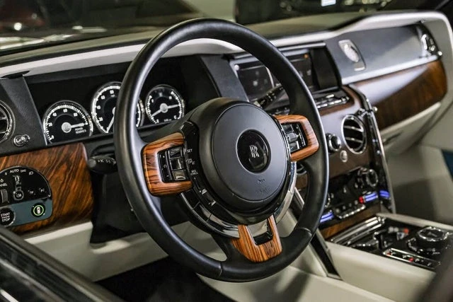 2019 Rolls-Royce Cullinan - Image 16 of 17