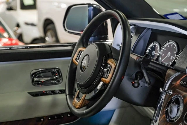 2019 Rolls-Royce Cullinan - Image 15 of 17