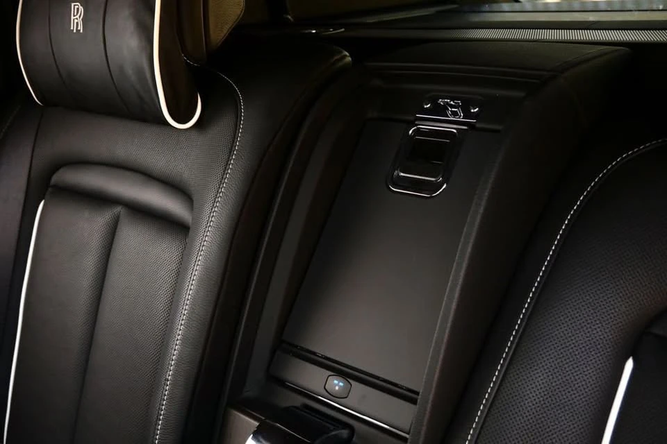 2019 Rolls-Royce Cullinan - Image 16 of 20