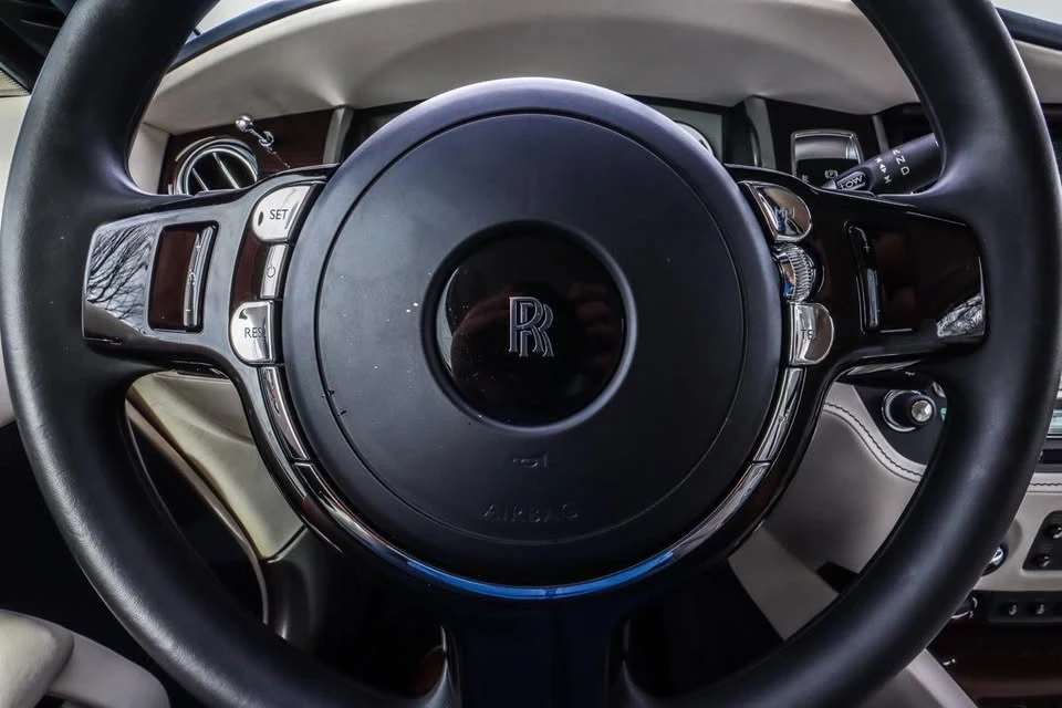 2019 Rolls-Royce Dawn - Image 12 of 19