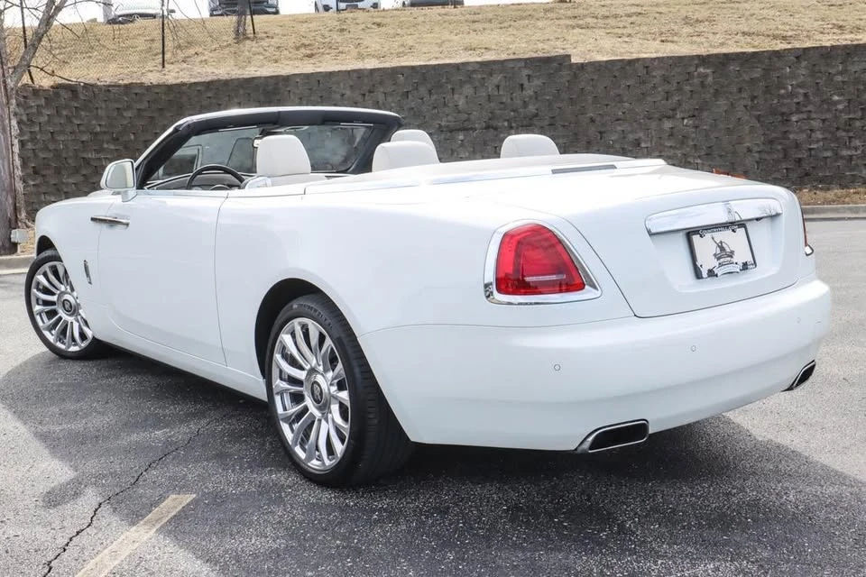 2019 Rolls-Royce Dawn - Image 13 of 17