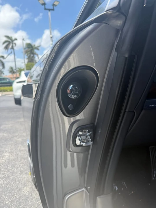 2019 Rolls-Royce Dawn - Image 10 of 17