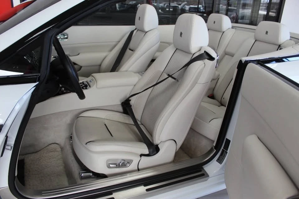 2019 Rolls-Royce Dawn - Image 14 of 20