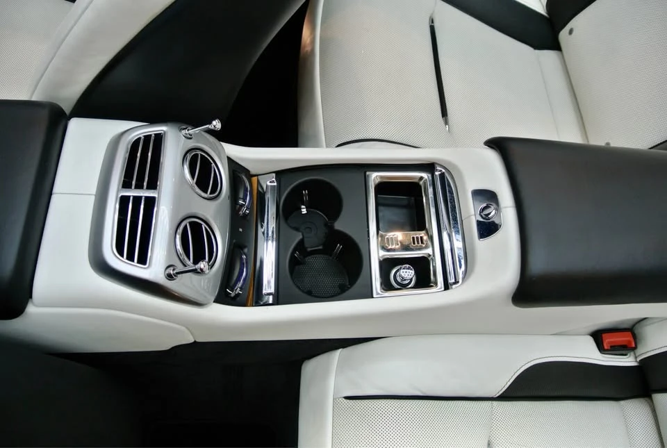 2019 Rolls-Royce Dawn - Image 13 of 20