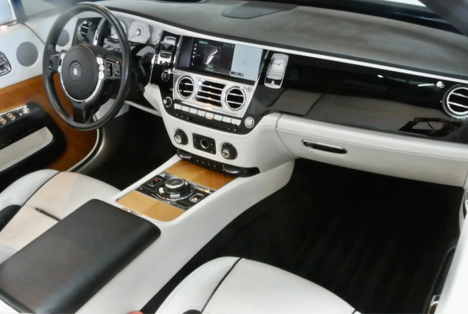 2019 Rolls-Royce Dawn - Image 10 of 20