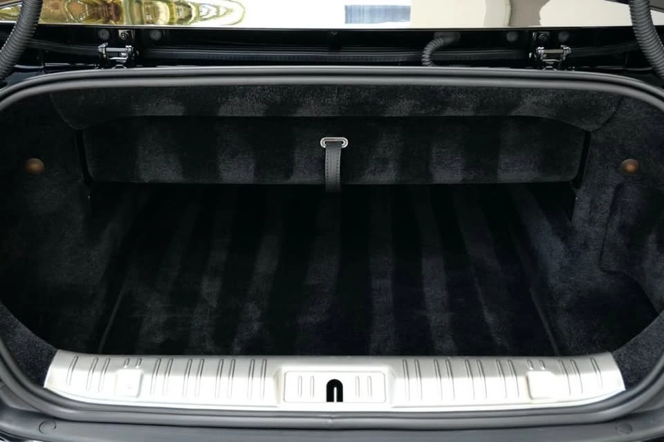 2019 Rolls-Royce Dawn Black Badge - Image 18 of 19