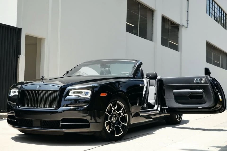 2019 Rolls-Royce Dawn Black Badge - Image 16 of 19