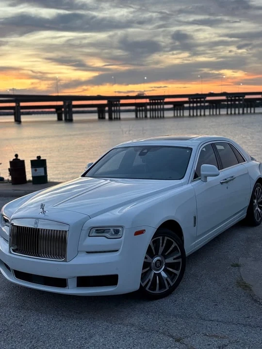 2019 Rolls-Royce Ghost 1st Gen - Image 11 of 19