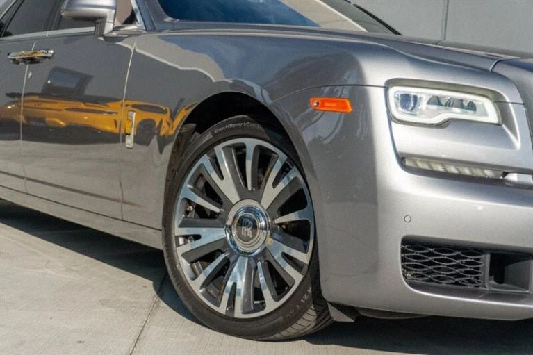 2019 Rolls-Royce Ghost 1st Gen - Image 16 of 19