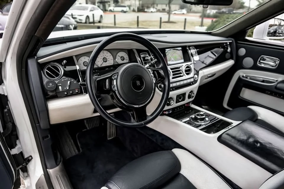 2019 Rolls-Royce Ghost 1st Gen - Image 11 of 20