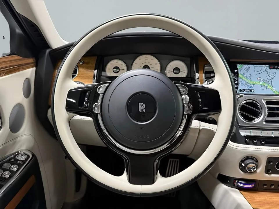 2019 Rolls-Royce Ghost 1st Gen - Image 14 of 20