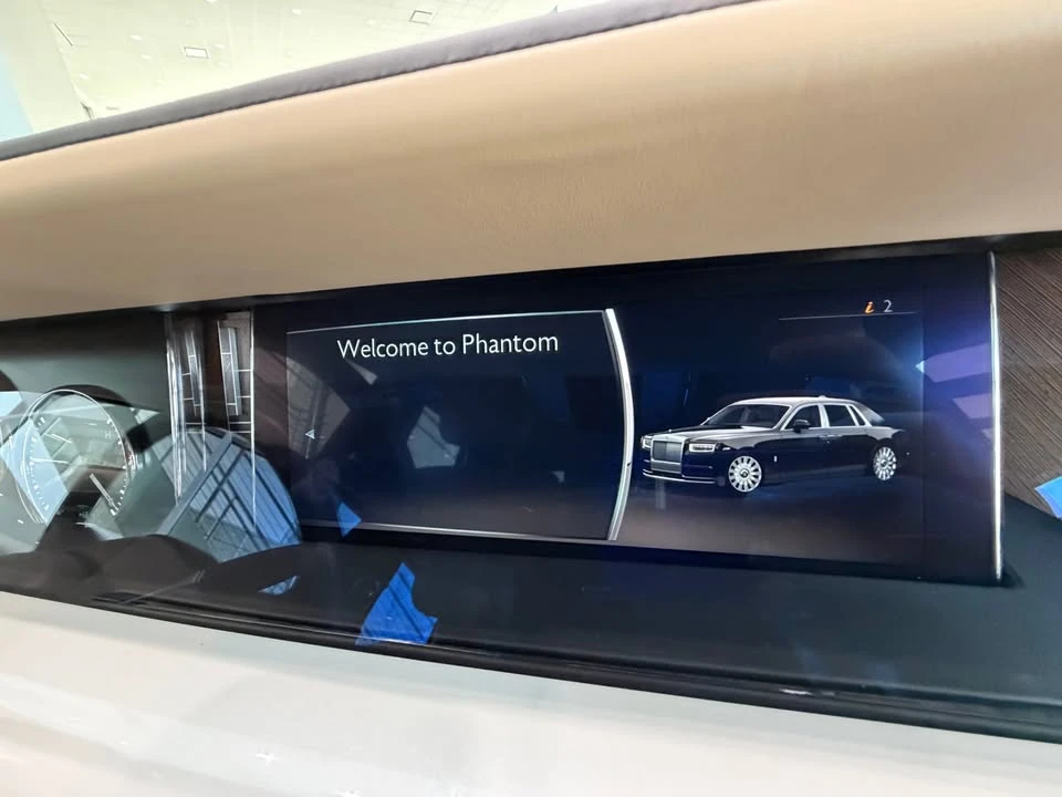 2019 Rolls-Royce Phantom VIII - Image 8 of 11