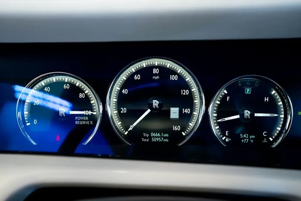2019 Rolls-Royce Phantom VIII - Image 15 of 16