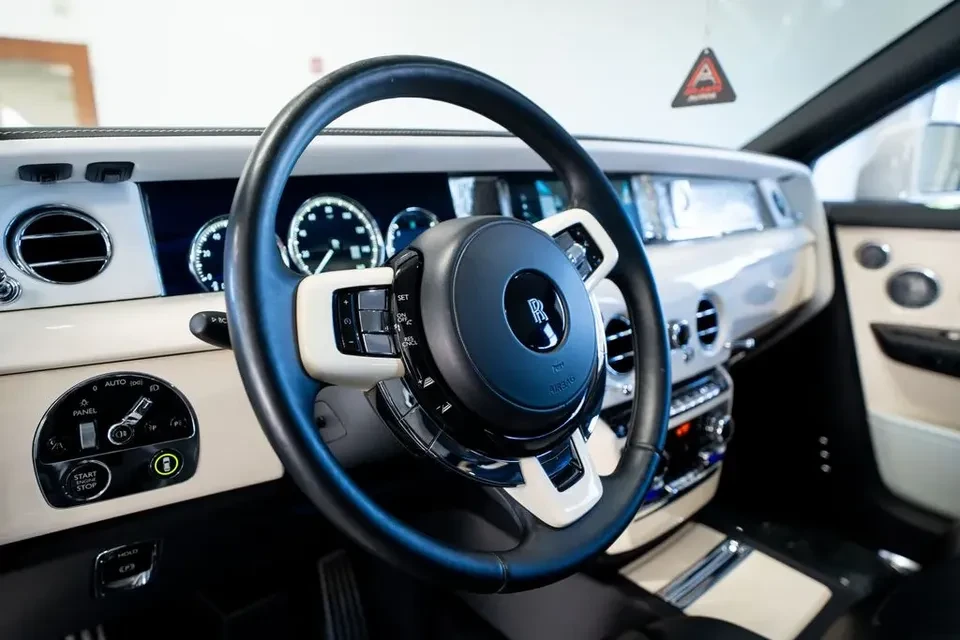 2019 Rolls-Royce Phantom VIII - Image 10 of 16