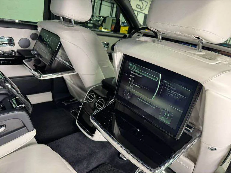 2019 Rolls-Royce Phantom VIII - Image 12 of 18