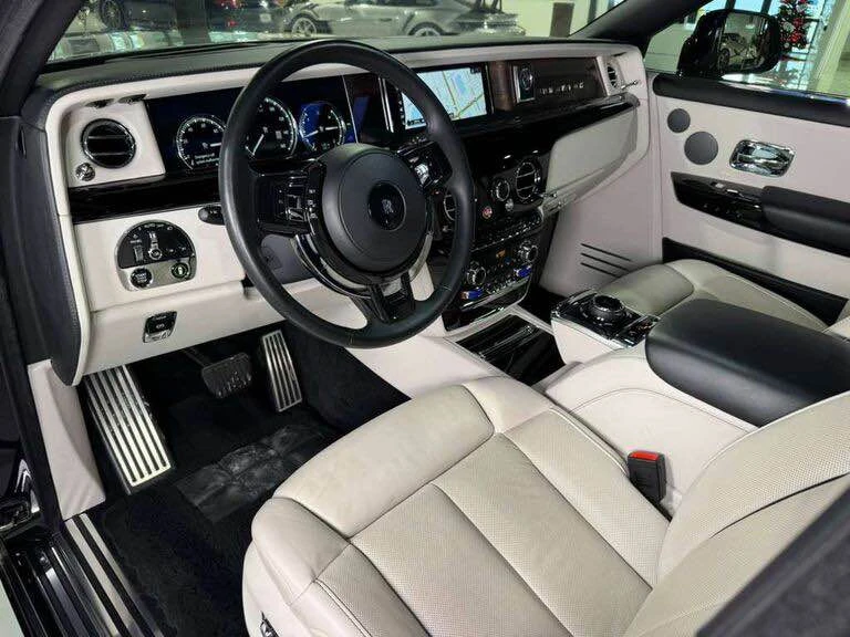 2019 Rolls-Royce Phantom VIII - Image 7 of 18