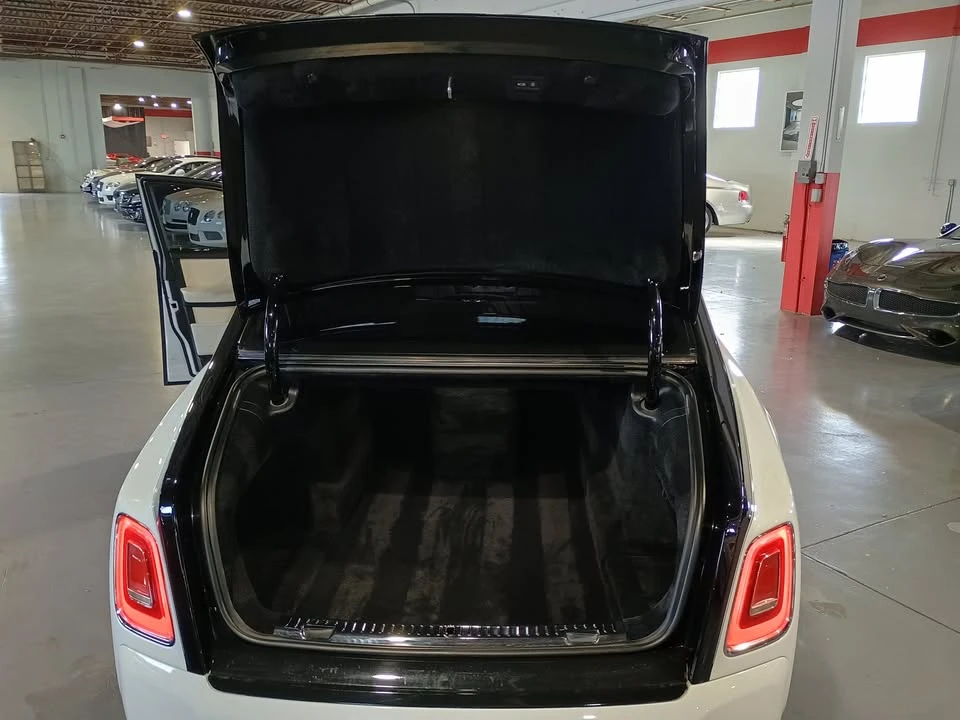 2019 Rolls-Royce Phantom VIII - Image 19 of 20