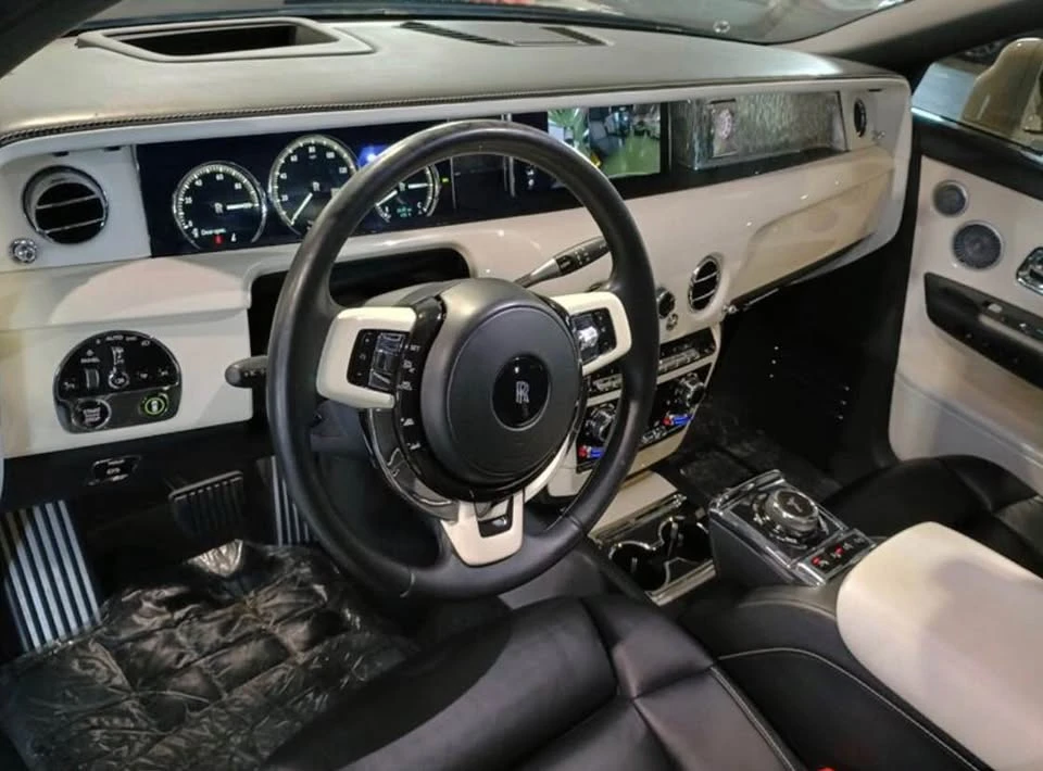 2019 Rolls-Royce Phantom VIII - Image 5 of 13