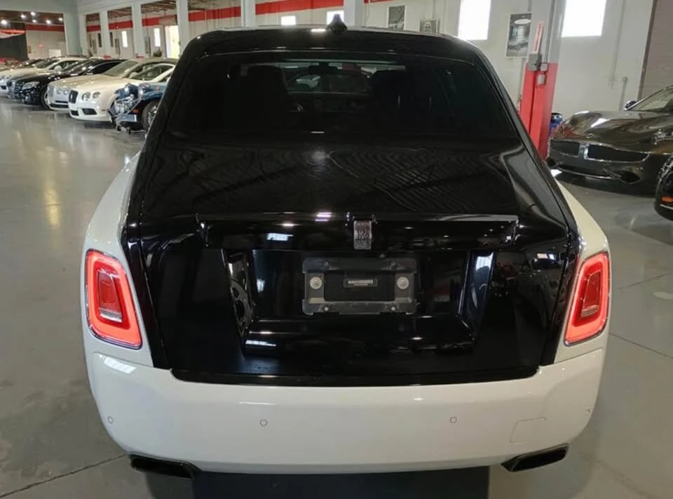 2019 Rolls-Royce Phantom VIII - Image 2 of 13