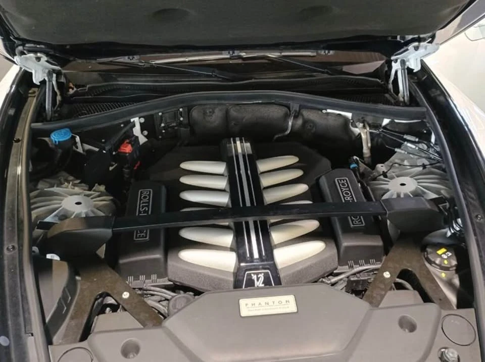 2019 Rolls-Royce Phantom VIII - Image 11 of 13