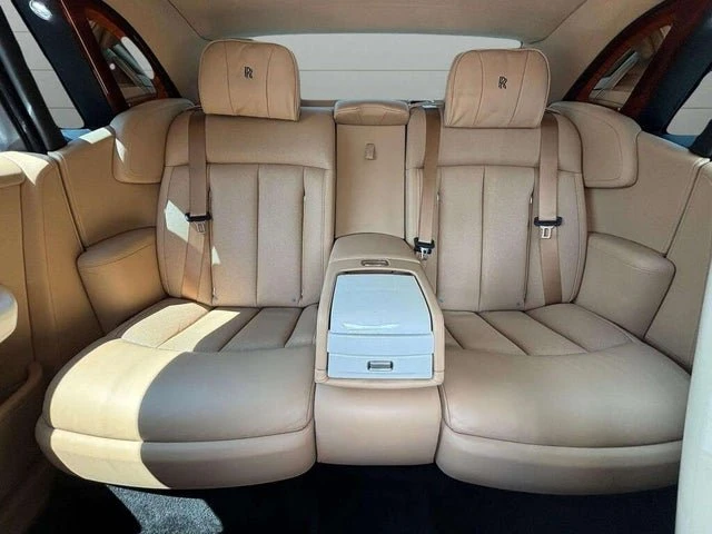 2019 Rolls-Royce Phantom VIII - Image 16 of 19