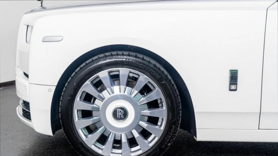 2019 Rolls-Royce Phantom VIII - Image 11 of 12