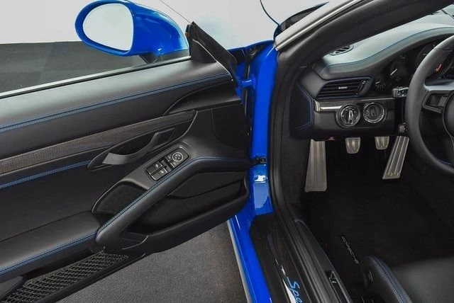 2019 Porsche 991 Speedster - Image 2 of 12