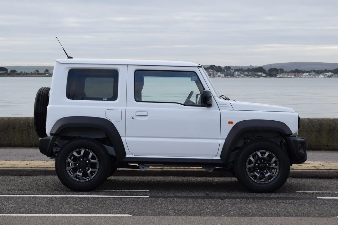 2019 Suzuki Jimny 4th Gen - Image 5 of 31