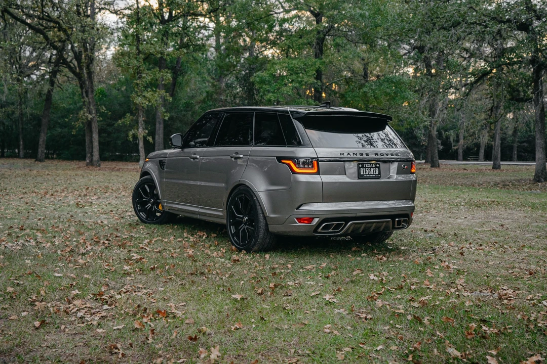 2019 Land Rover Range Rover Sport SVR L494 - Image 2 of 9