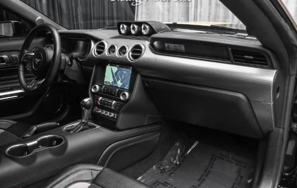 2019 Shelby GT350 - Image 5 of 8