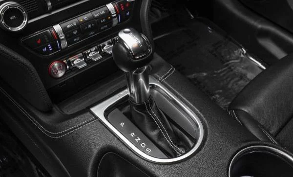 2019 Shelby GT350 - Image 6 of 8