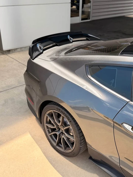 2019 Shelby GT350 - Image 5 of 13