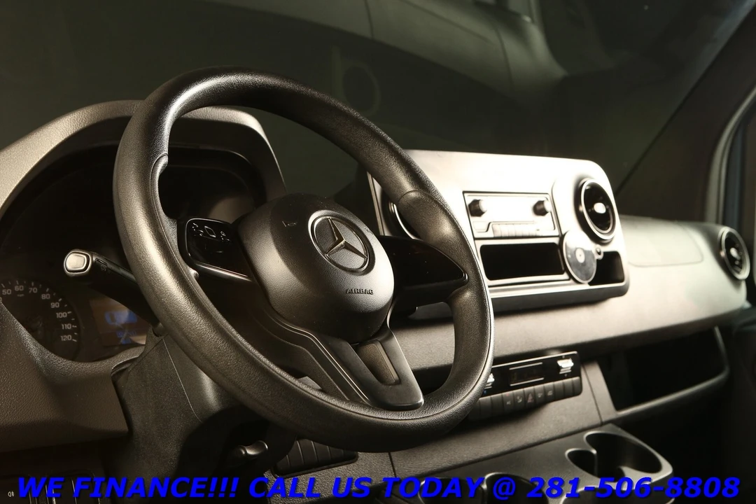 2019 Mercedes-Benz VS30 Sprinter - Image 10 of 21