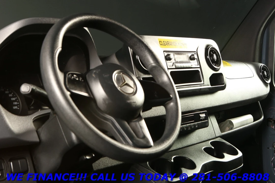 2019 Mercedes-Benz VS30 Sprinter - Image 11 of 21