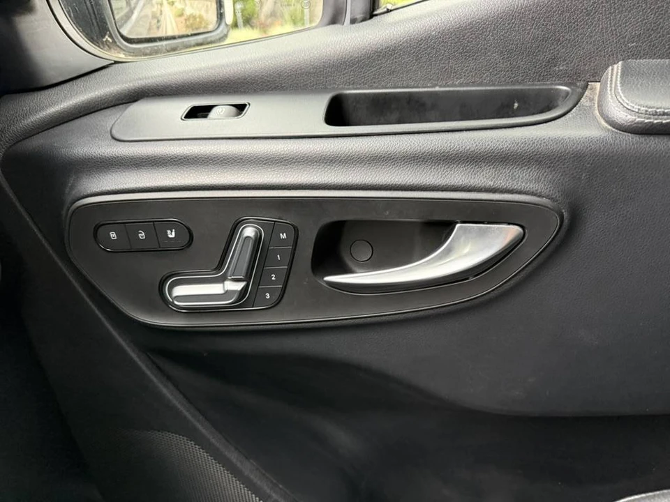 2019 Mercedes-Benz VS30 Sprinter - Image 9 of 10