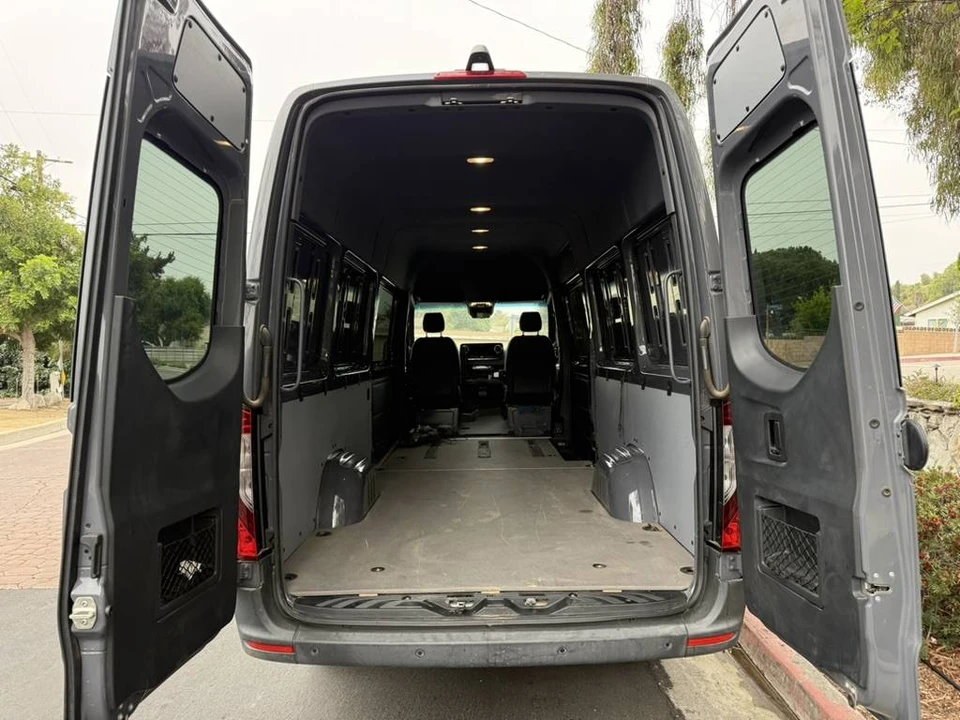 2019 Mercedes-Benz VS30 Sprinter - Image 7 of 10