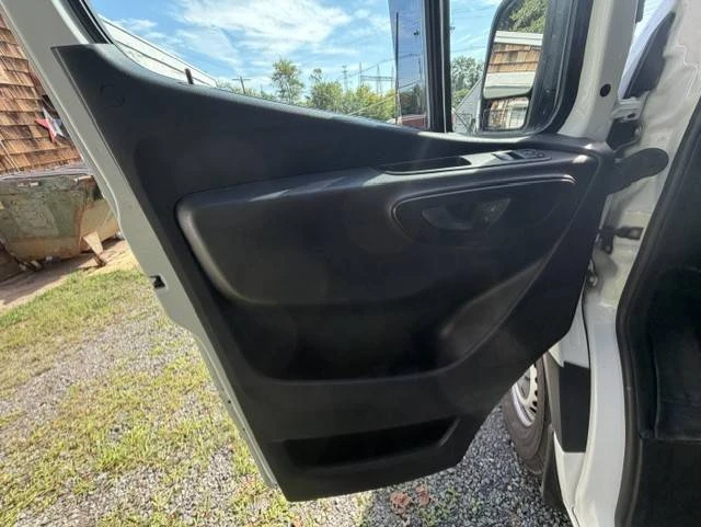 2019 Mercedes-Benz VS30 Sprinter - Image 6 of 10
