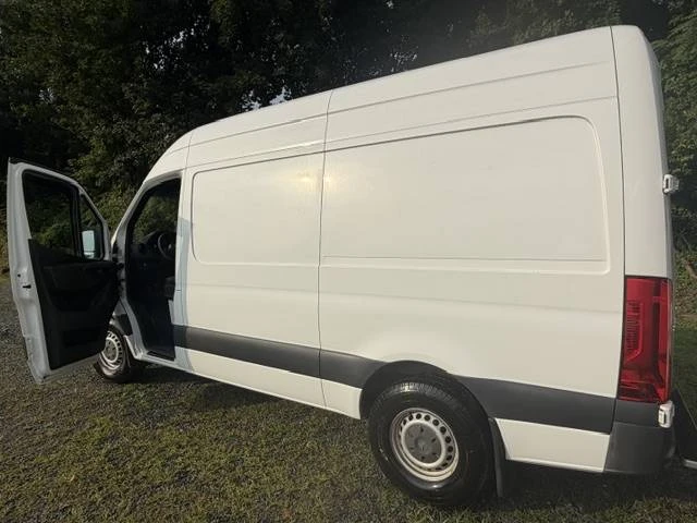 2019 Mercedes-Benz VS30 Sprinter - Image 3 of 12