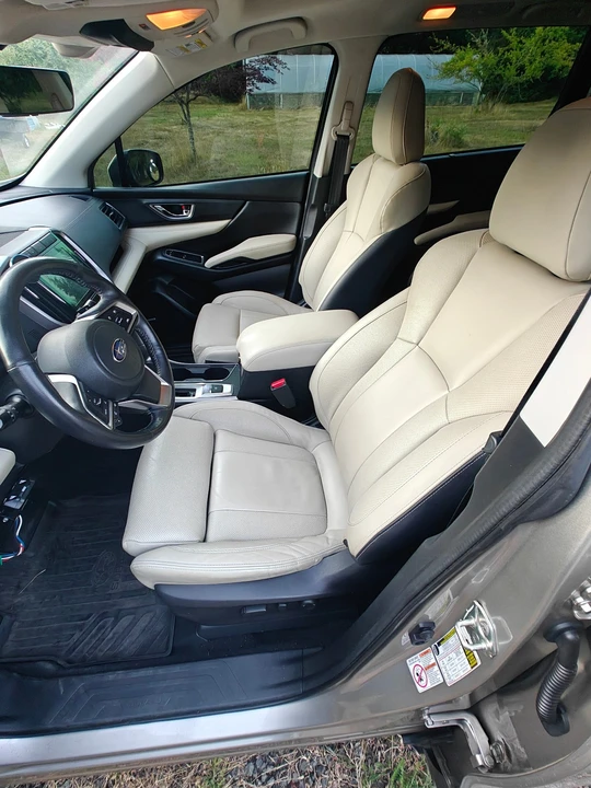 2019 Subaru - Image 8 of 18