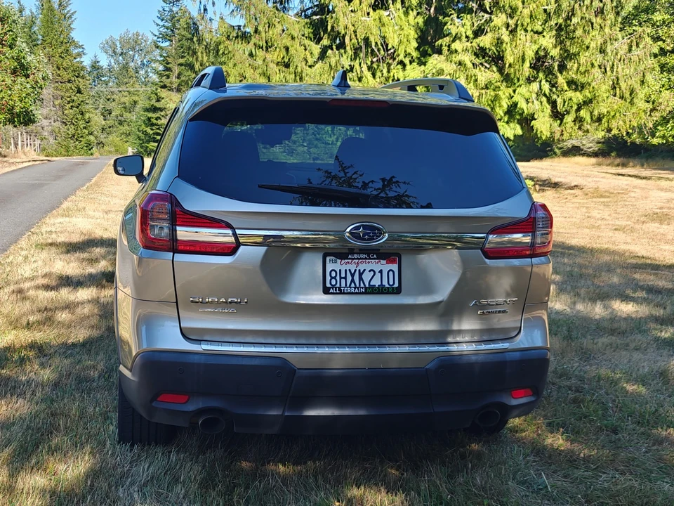 2019 Subaru - Image 3 of 18