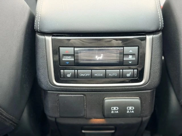 2019 Subaru - Image 27 of 31