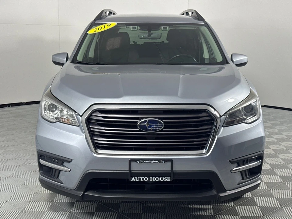 2019 Subaru - Image 12 of 12