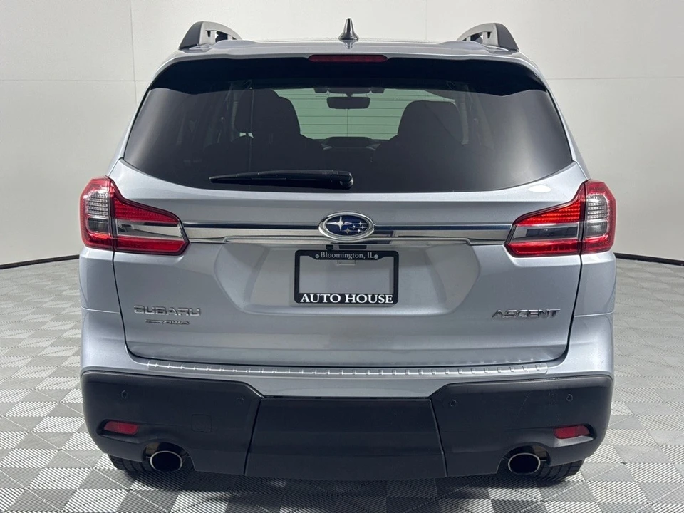 2019 Subaru - Image 6 of 12