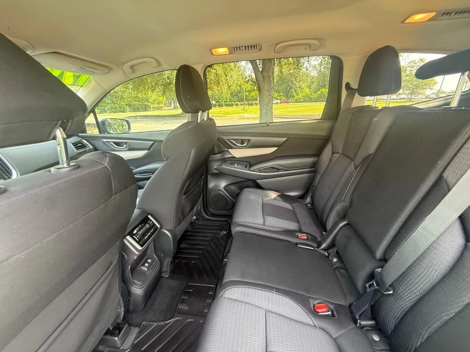 2019 Subaru - Image 19 of 30