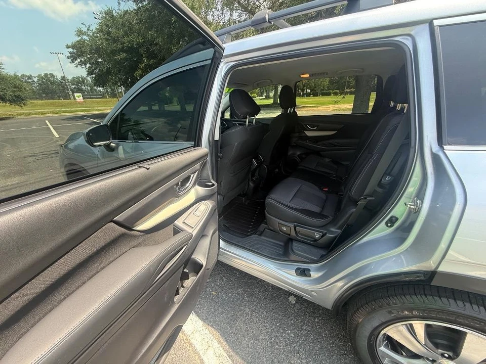 2019 Subaru - Image 16 of 30
