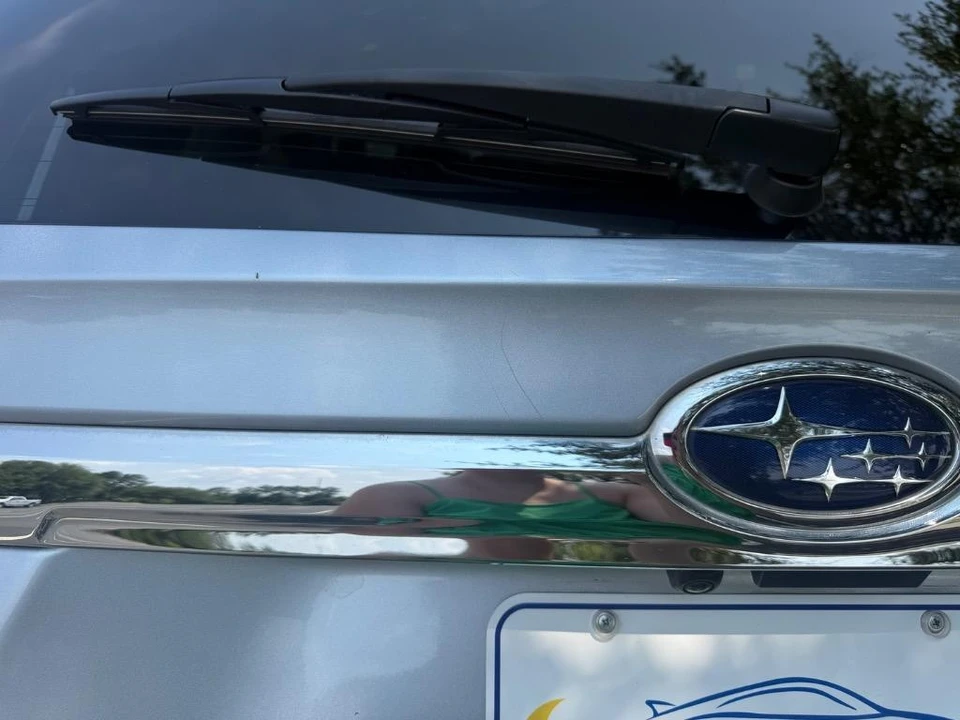 2019 Subaru - Image 22 of 30