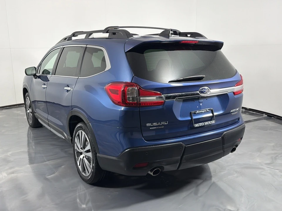 2019 Subaru - Image 7 of 28