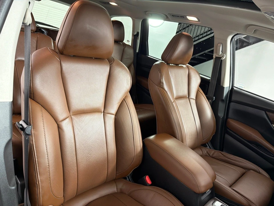 2019 Subaru - Image 26 of 28